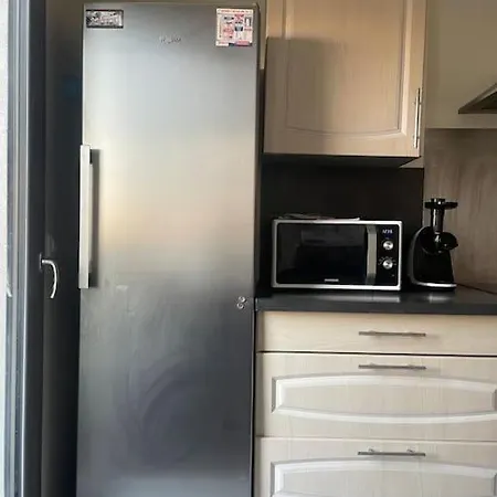 Double In A Shared Duplex Flat 15 Mins From La Defense Arena - Business Center Appartement
