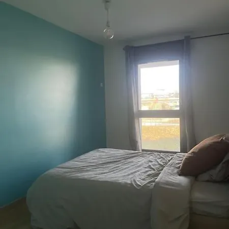 Double In A Shared Duplex Flat 15 Mins From La Defense Arena - Business Center Appartement Nanterre